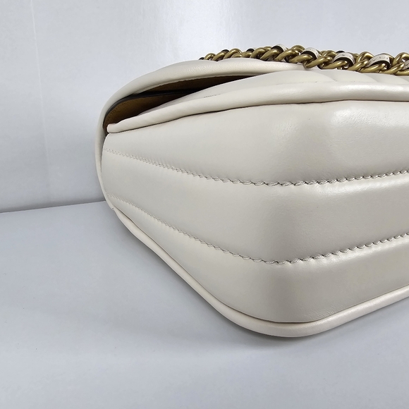 Coach Quilted Madison - Picture 8 of 15